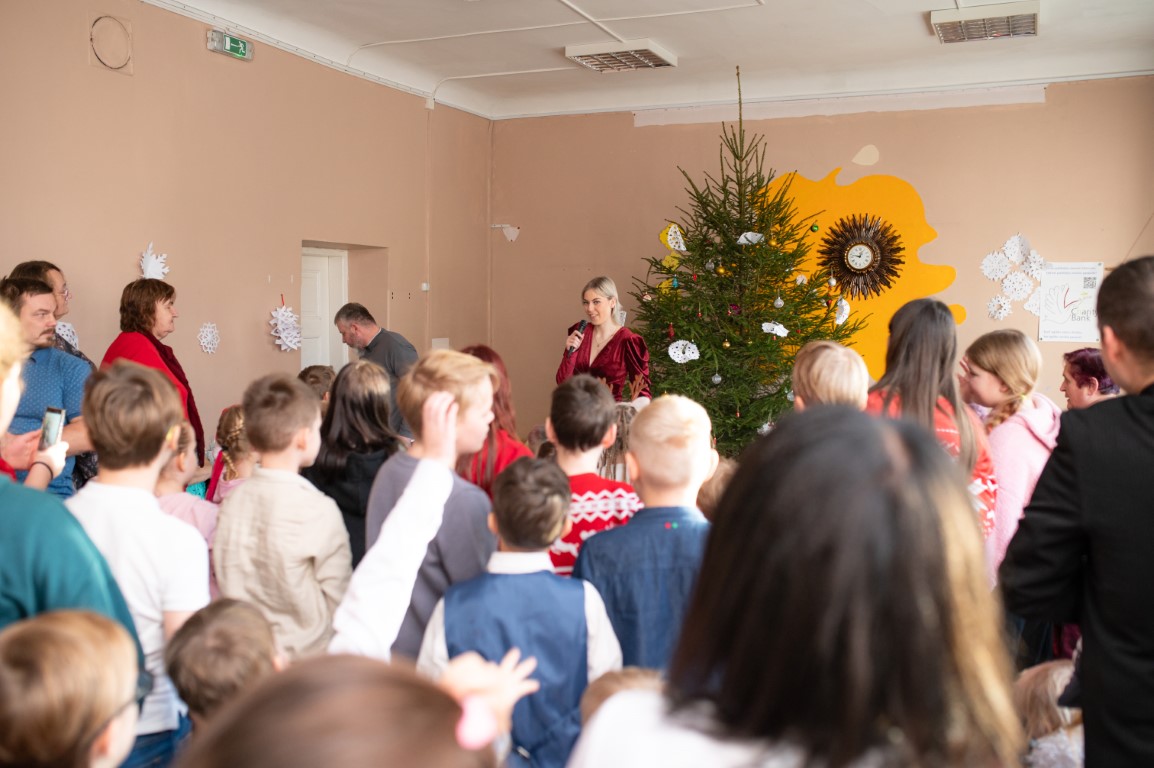 Latvia Charity Bank Kuldiga 202512 labdaribas pasakums gimenem foto-