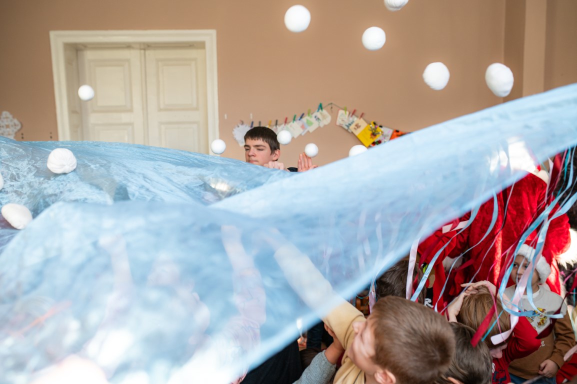 Latvia Charity Bank Kuldiga 202512 labdaribas pasakums gimenem foto-