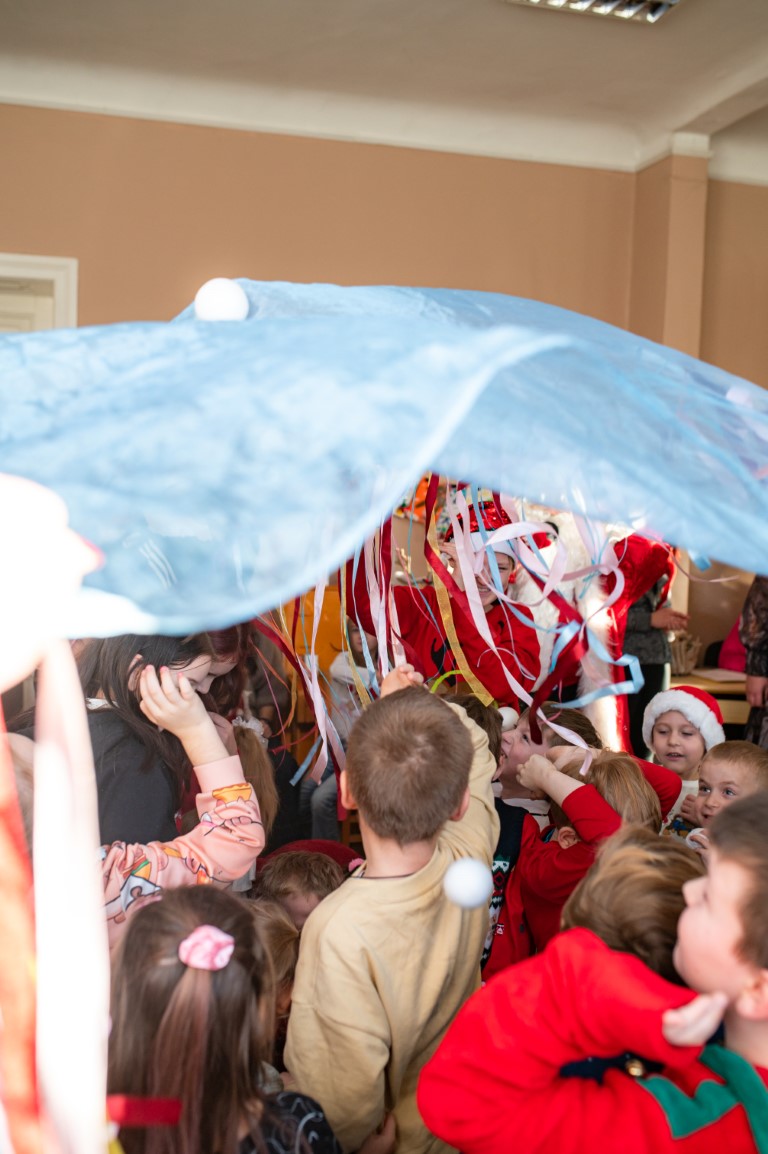 Latvia Charity Bank Kuldiga 202512 labdaribas pasakums gimenem foto-