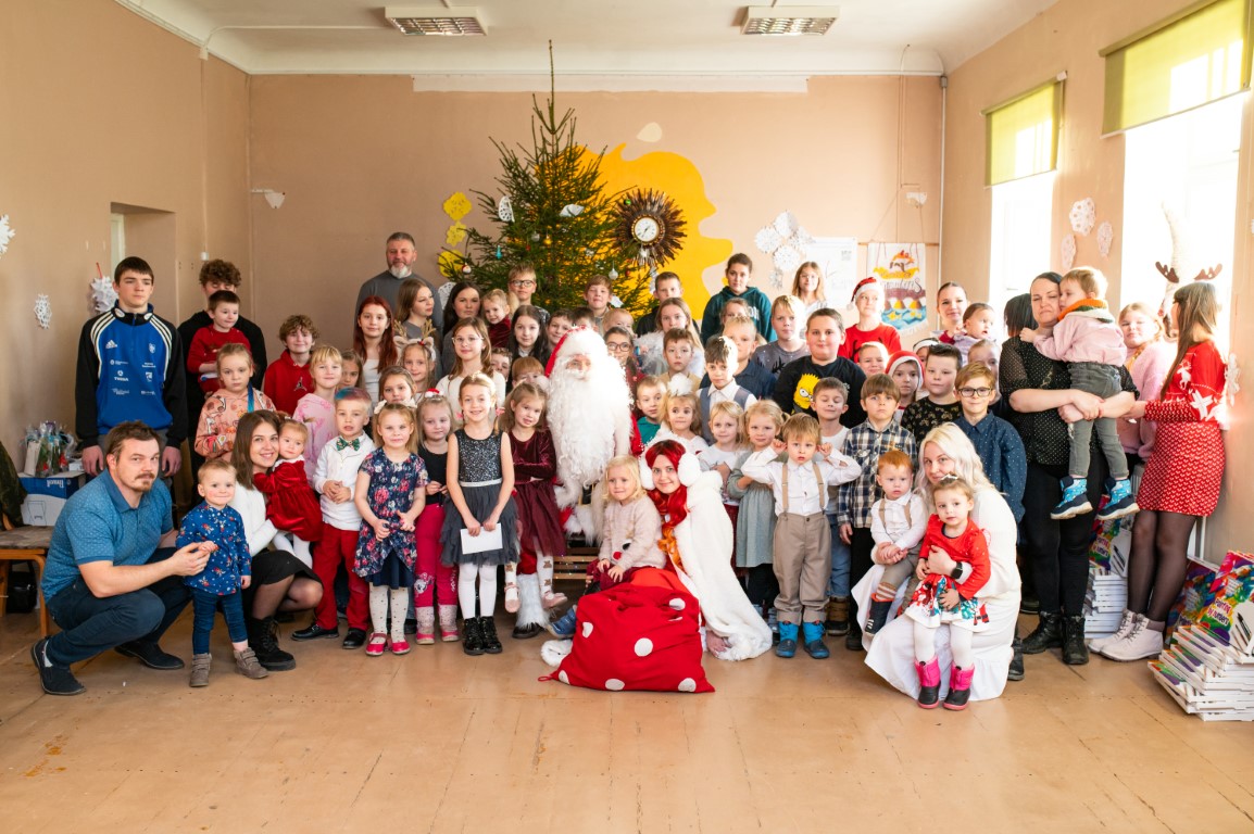 Latvia Charity Bank Kuldiga 202512 labdaribas pasakums gimenem foto-